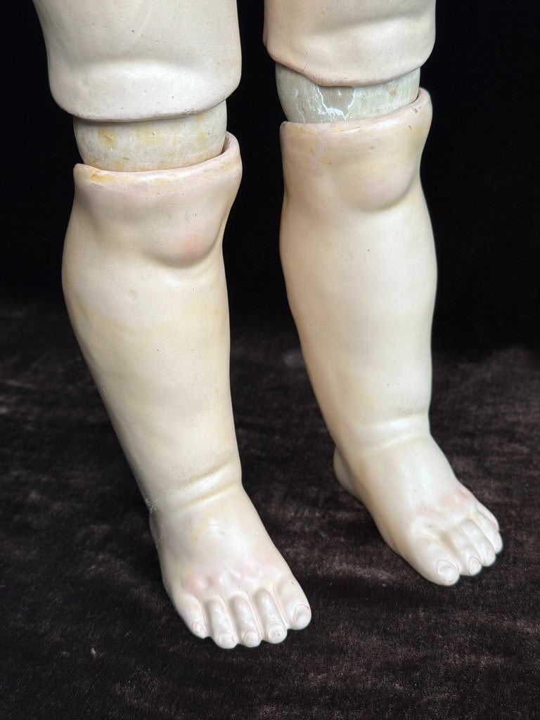 Antique German 27.5" Simon & Halbig Kammer & Reinhardt 70 Bisque Head Doll