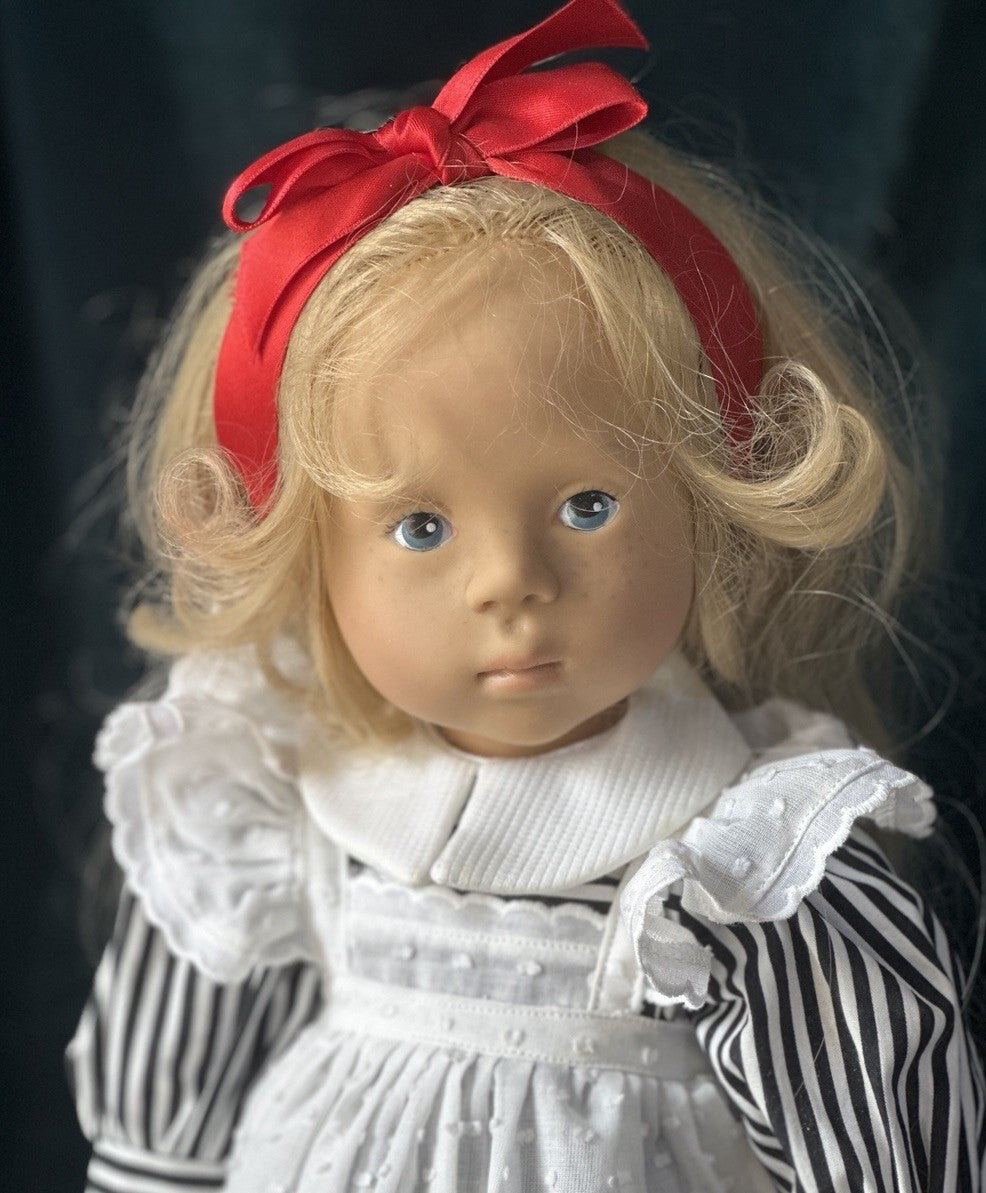 Collectible Vinyl 18” Doll Lisette By Sylvia Natterer For Gotz 1989 Box/Tag