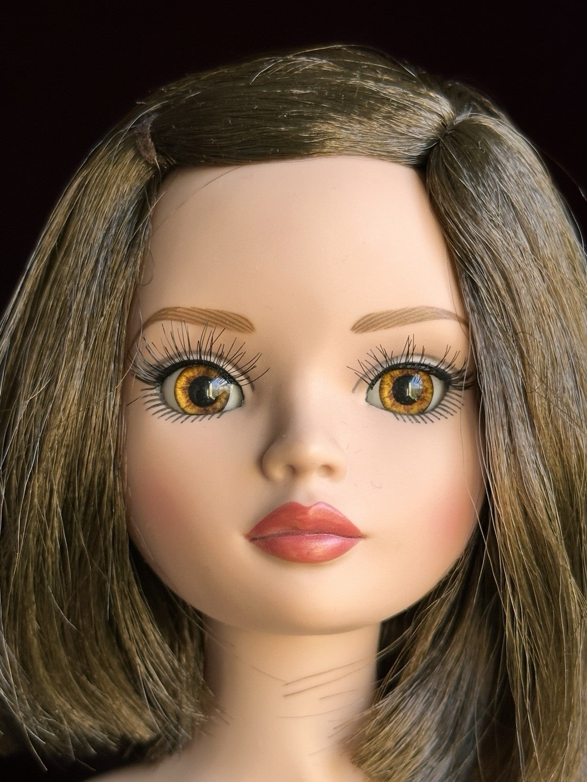 Tonner Essential Ellowyne Wilde Seven - Brown Fashion Doll in Box + Outfits