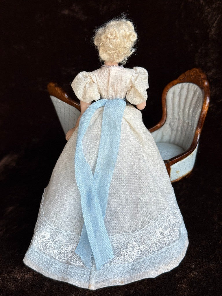Miniature Artist Viola Williams 1:12 Victorian Young Lady Character Doll