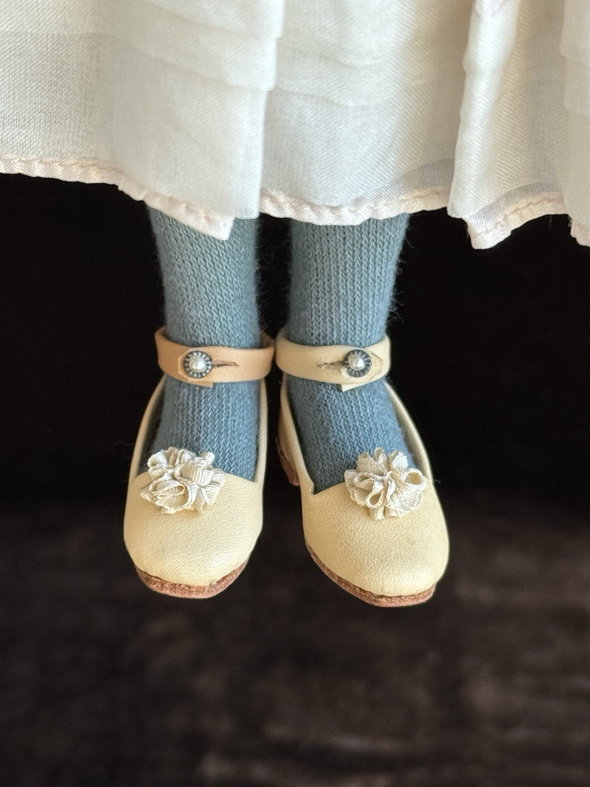 Collectible 12” John Wright UFDC Abigail Felt Girl Doll with Certificate