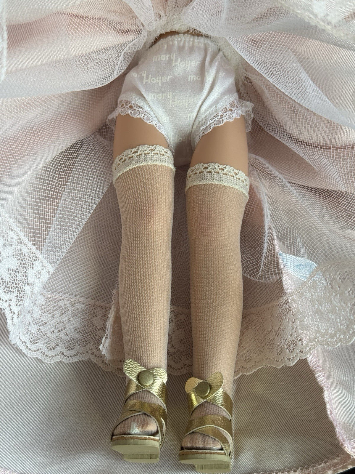 Modern Mary Hoyer Mary Lynne Vinyl Doll LE 100 in Box
