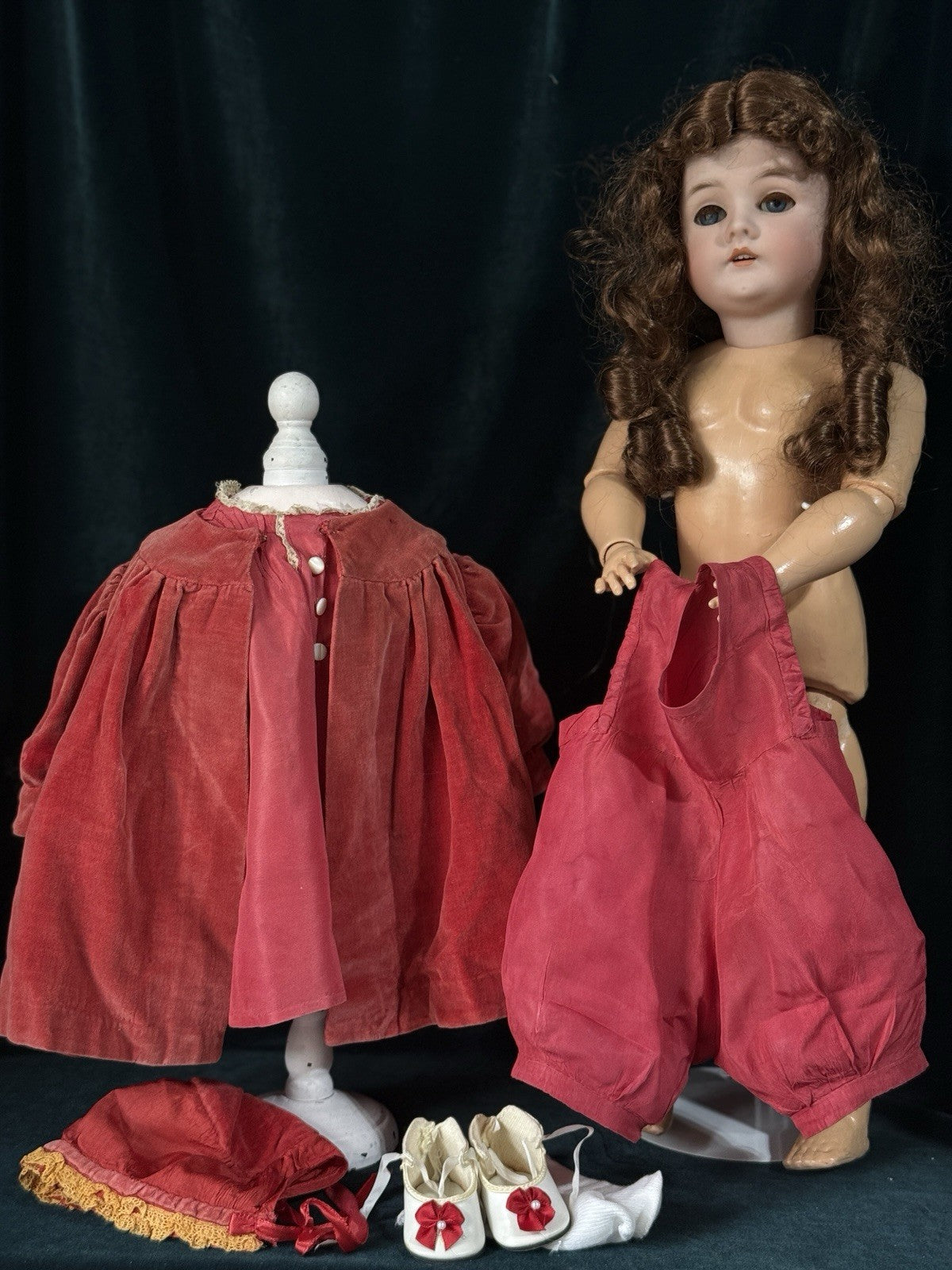 Antique German Queen Louise Mold 285 Bisque Head Composition Body 22” Doll