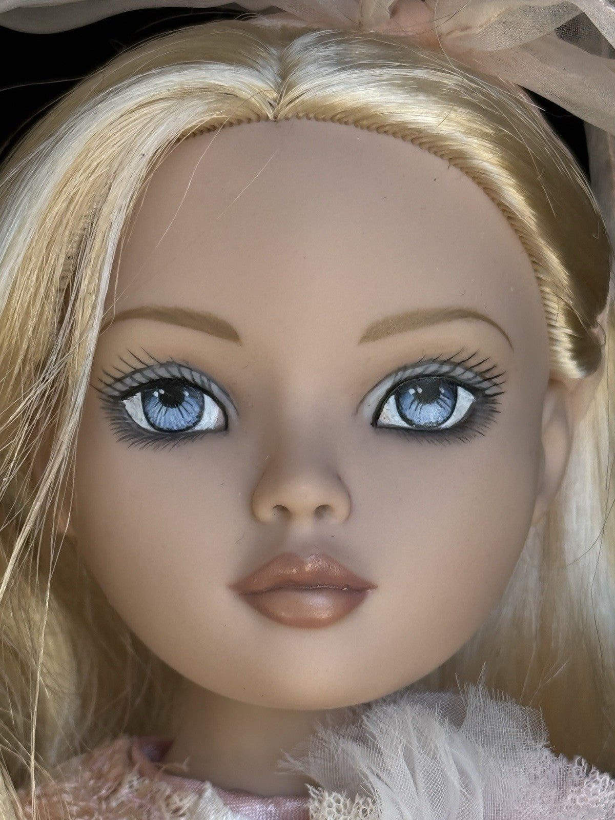 Collectible Tonner Ellowyne Wilde Tatters Fashion Doll