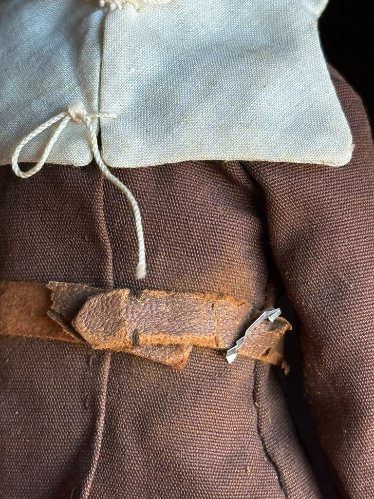 Pair of Vintage American Kimcraft Pilgrim Male and Female Dolls