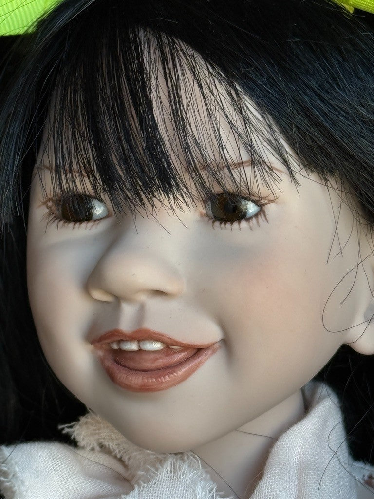 Rare Lifelike Zwergnase 17.5” Vinyl Suri Doll 2022 LE 25 with Bag and Tag