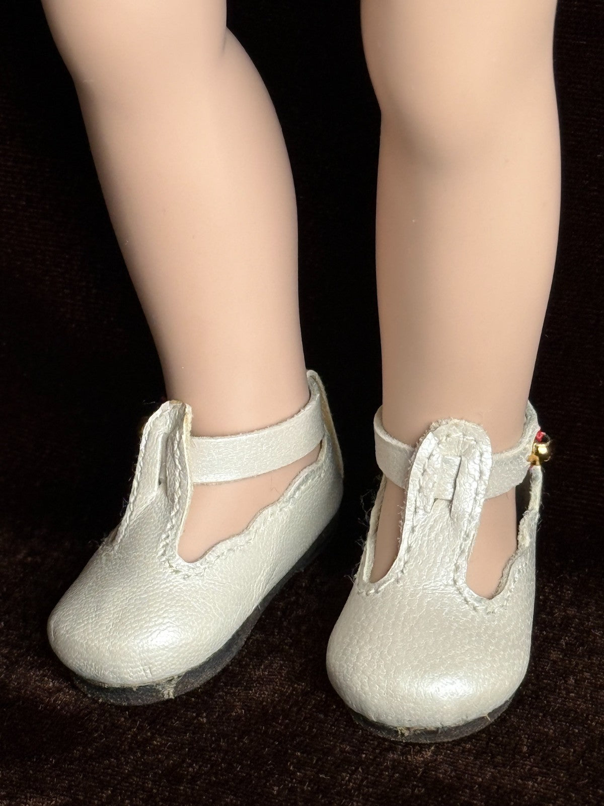 Collectible 11" Vinyl Lady Kish Bitty Bethany Doll