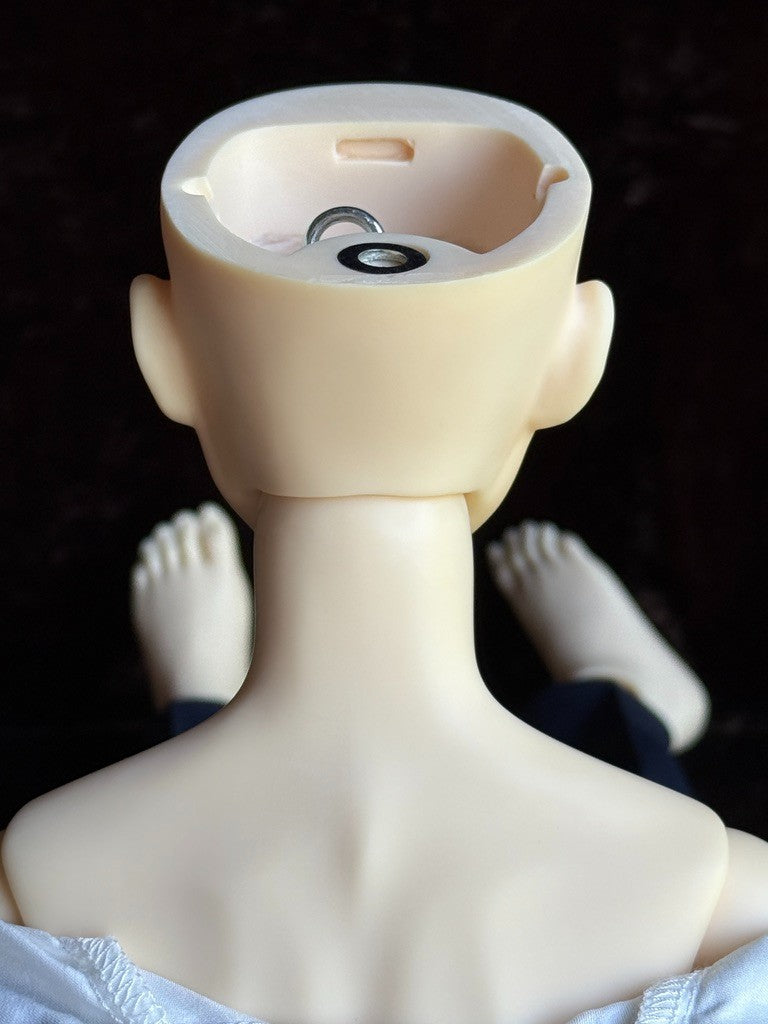 Volks 24” Super Dollfie SD-F-38 (?) BJD Male Doll