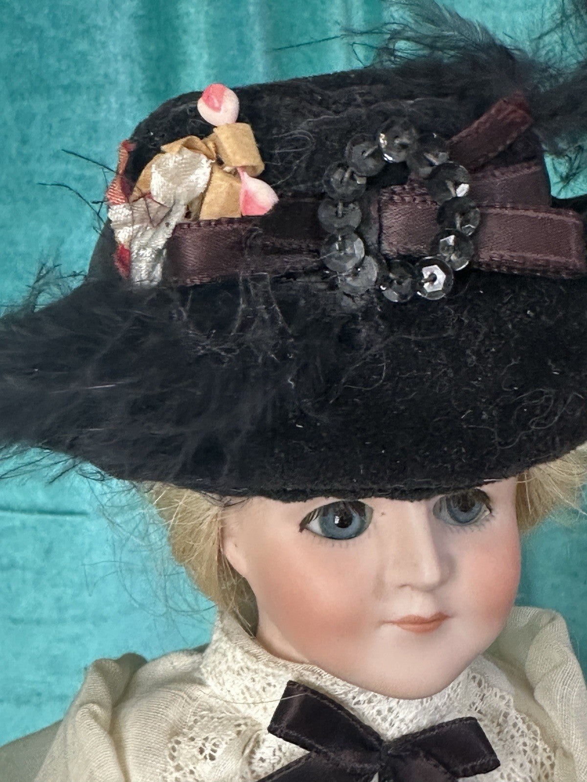 Vintage 1970’s Reproduction of Antique German Kestner Gibson Girl 15” Doll