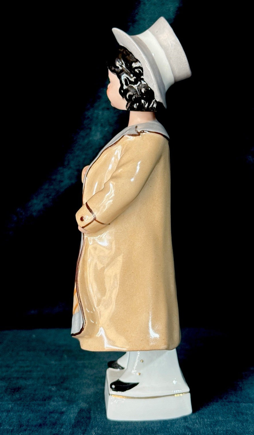Lot Of 2 Antique Porcelain 8.5” Boy/Girl Nodder Figurines by Albert Stahl