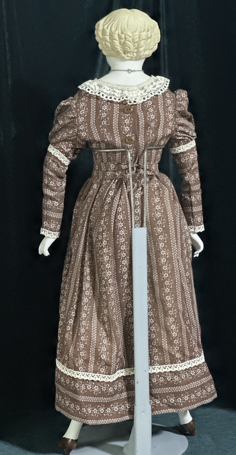 Vintage 28” Flat Top Highbrow China Parian Shoulder Head Doll