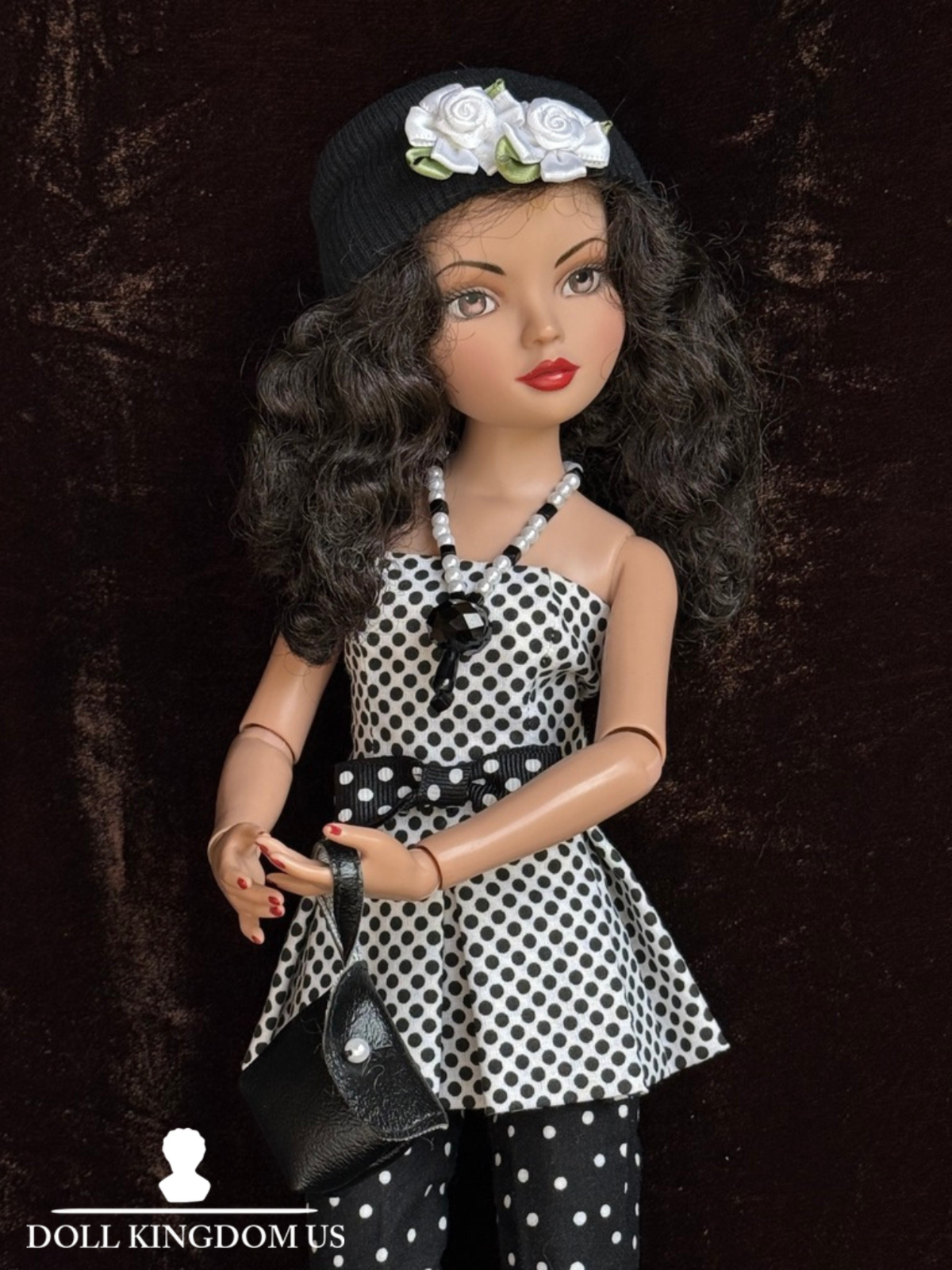 Tonner Ellowyne Wilde Essential Brunette Fashion Doll Box + Extra Outfit