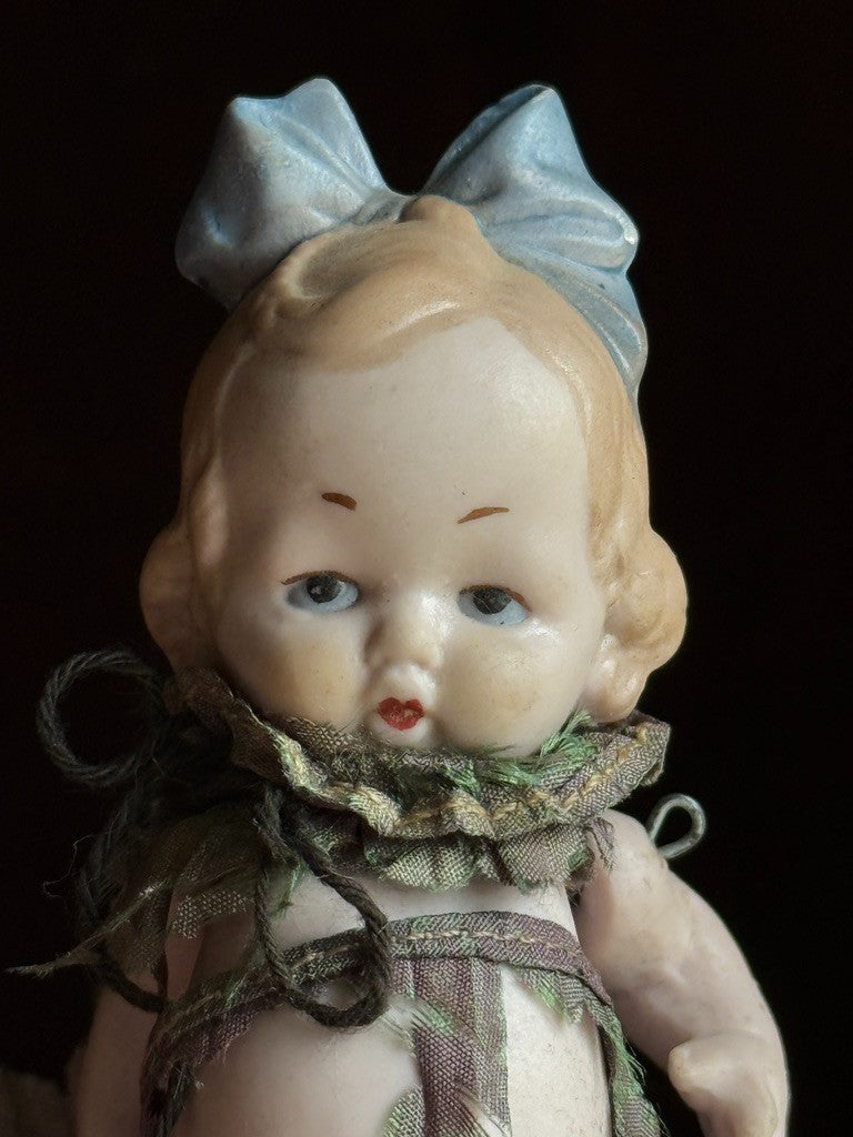 Antique German Hertwig Miniature 4" All Bisque Dollhouse Doll Molded Bow