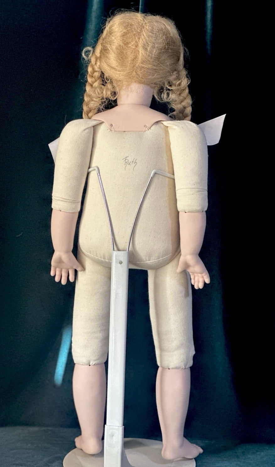 Collectible Artist 26” Porcelain Doll “Allena” by Ruth Treffeisen LE 100 COA