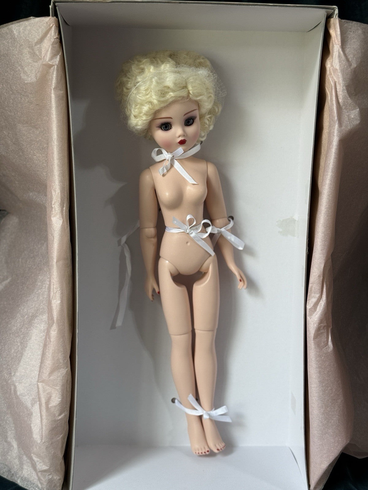 Madame Alexander Brilliant Cascade Cissy Doll LE 150 Box/COA/Tag No Outfit