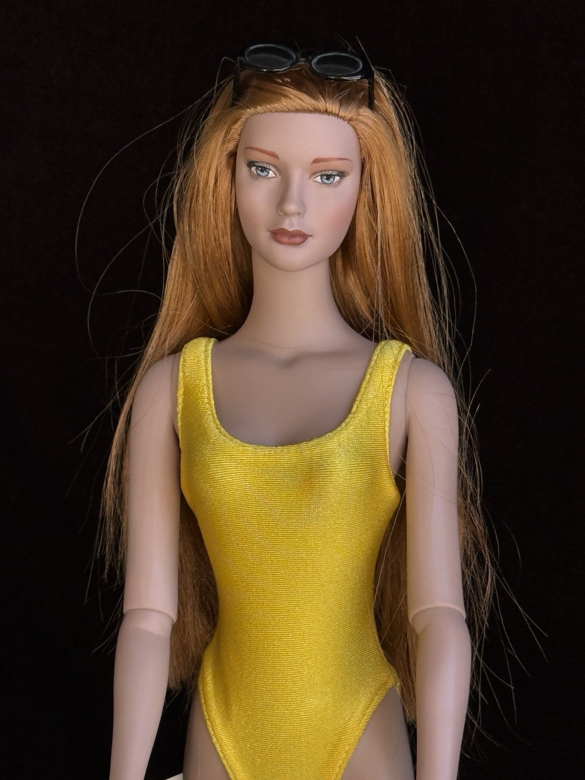 Collectible Tonner Collectors Club Jane Fashion Doll