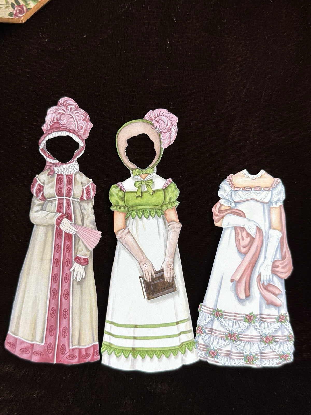 1998 UFDC New Orleans Karen Prince Jardins des Tuileries Paper Doll Souvenir