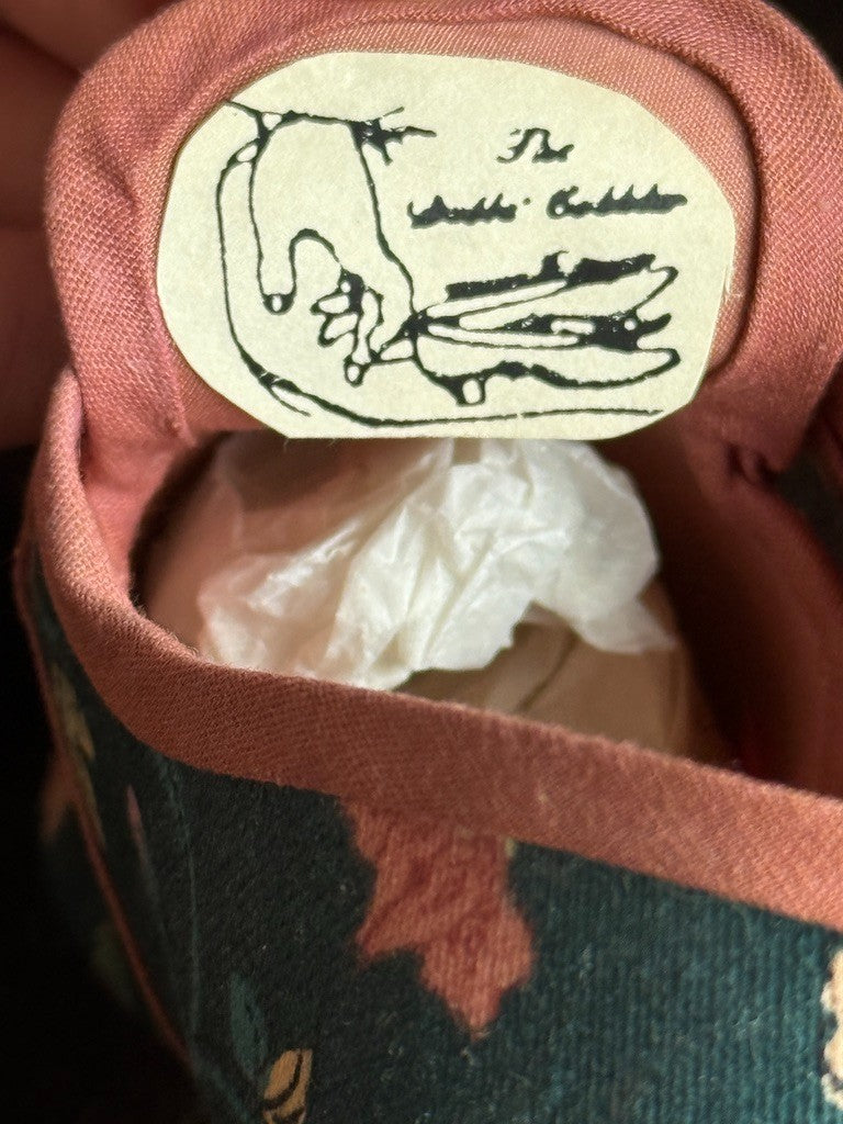 Vintage 1991 Collectible UFDC Artist Judy Brown Carved Wood Peg 6” Doll in Shoe