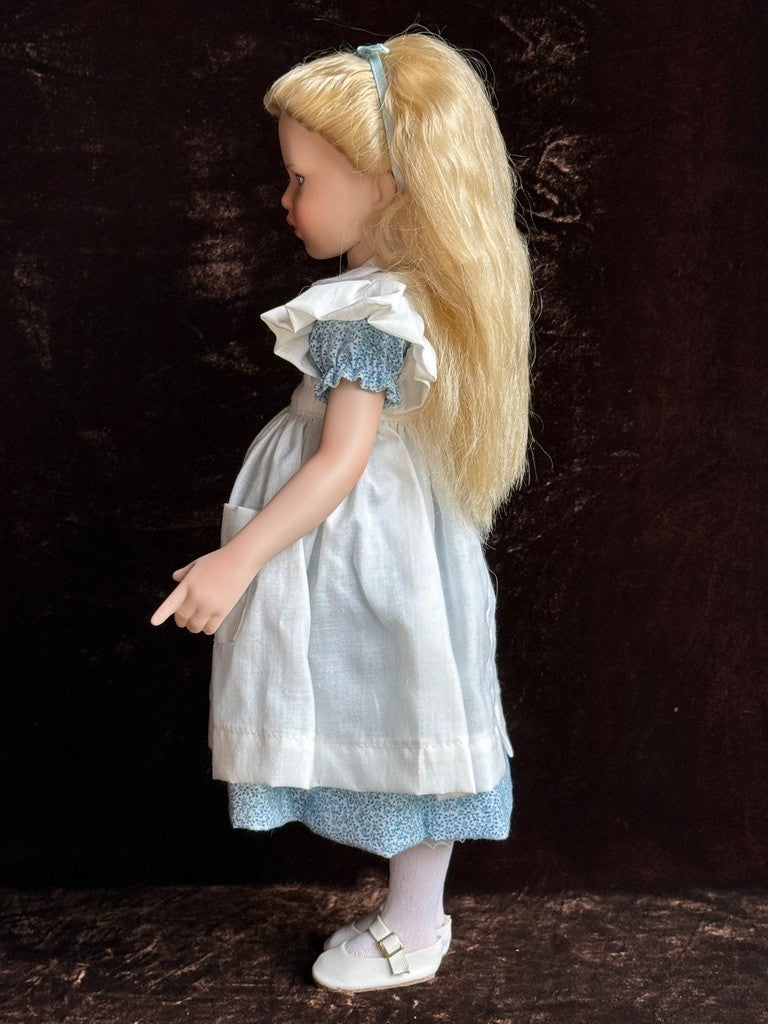 Rare Robert Tonner Porcelain 14” Classic Alice Doll LE 50 in Box