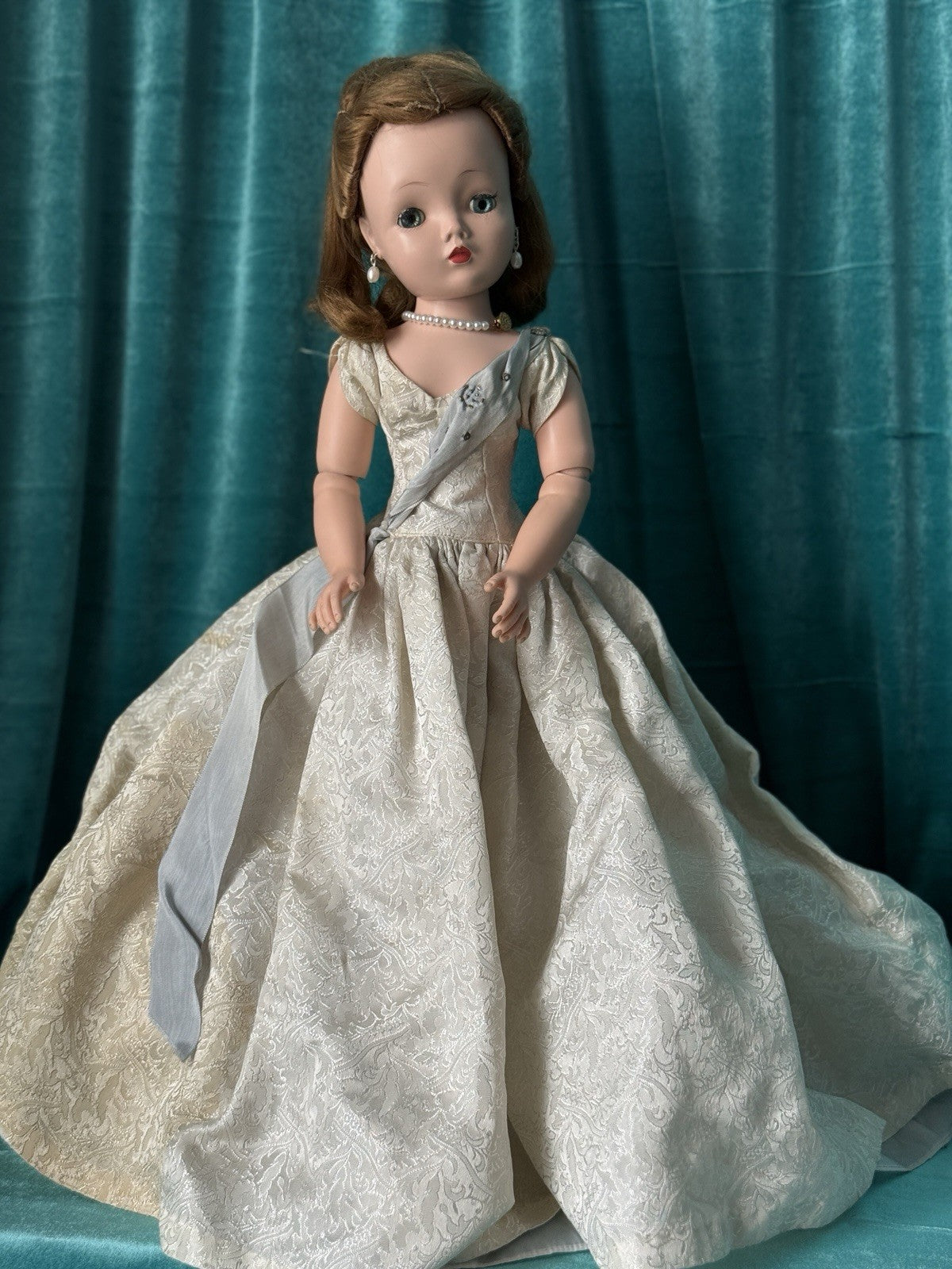 Vintage 1950’s Madame Alexander 20” Cissy Doll Tagged Queen Elizabeth Dress