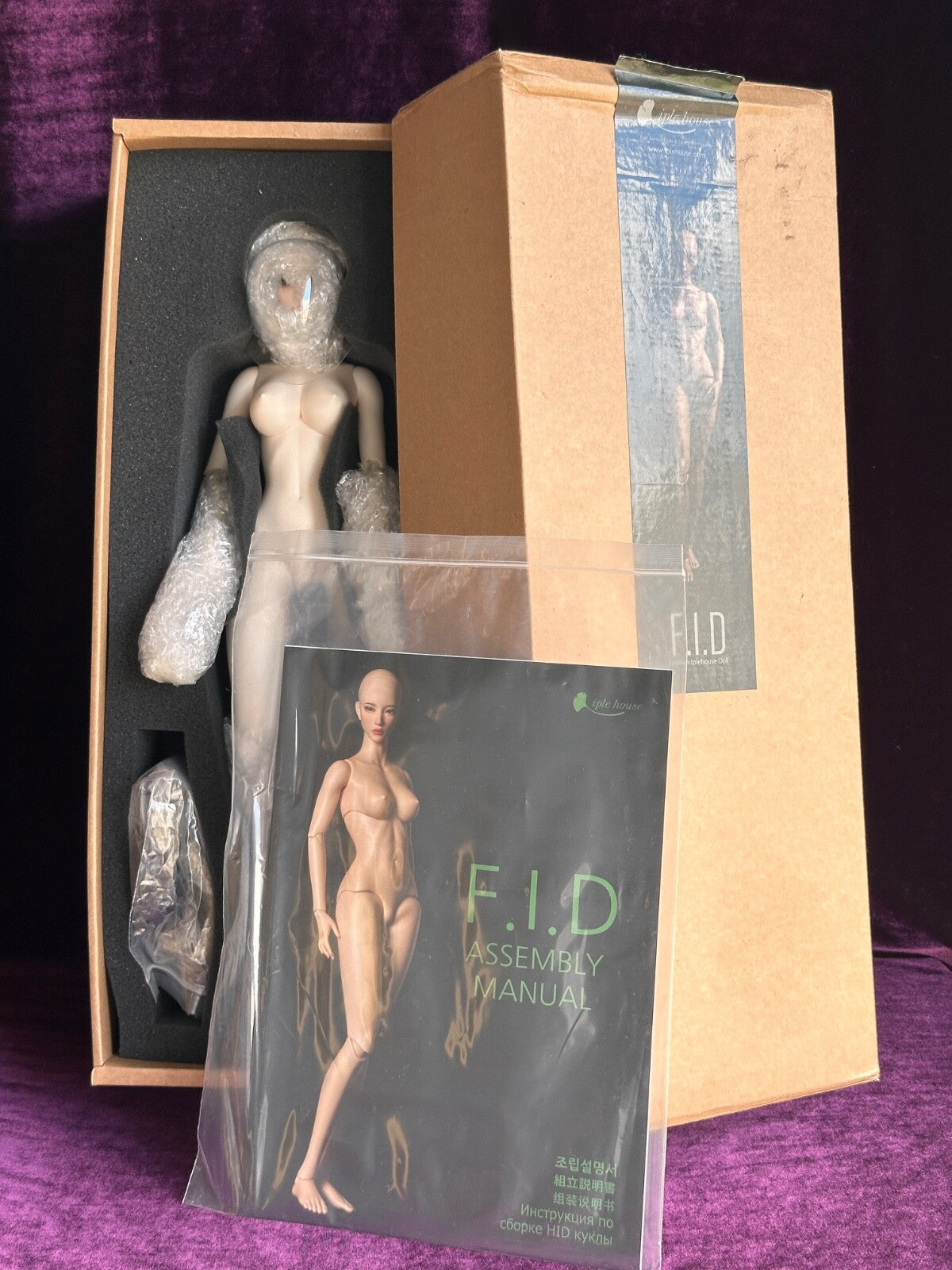 Iple House 17” F.I.D Female Harase BJD 1/4 Resin Fashion Doll Face-Up Wig Box