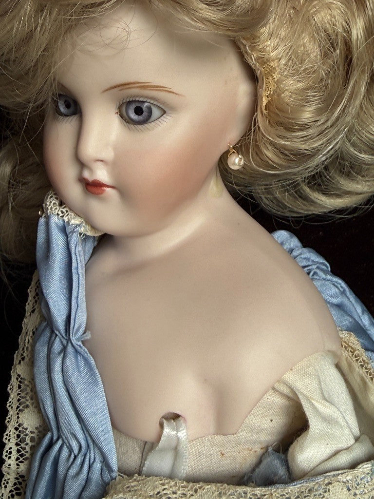 Vintage 19” Reproduction of Antique German Alt Beck Gottschalk Fashion Doll