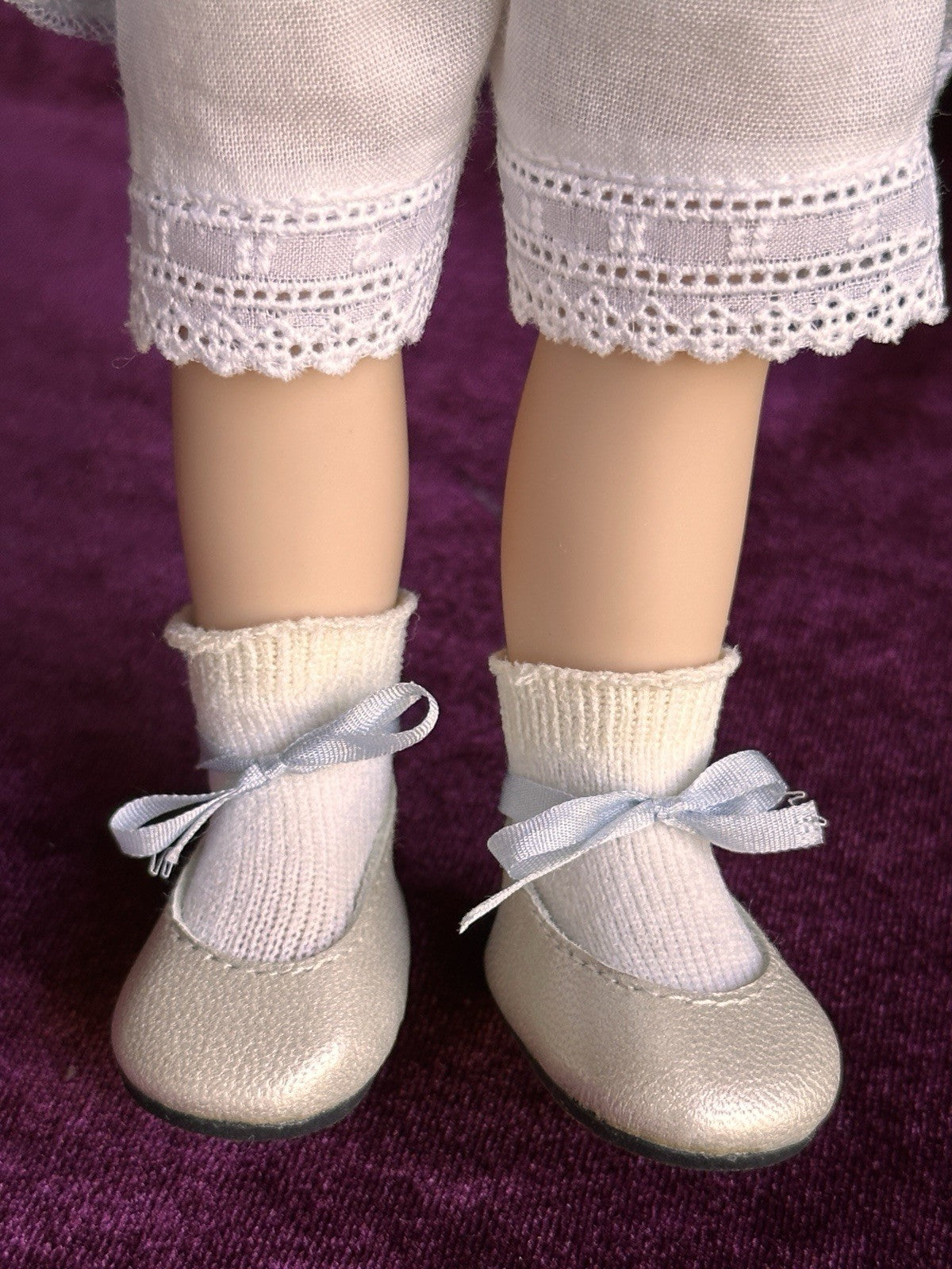 Collectible 10.5” Vinyl Cloth Heidi Plusczok Doll