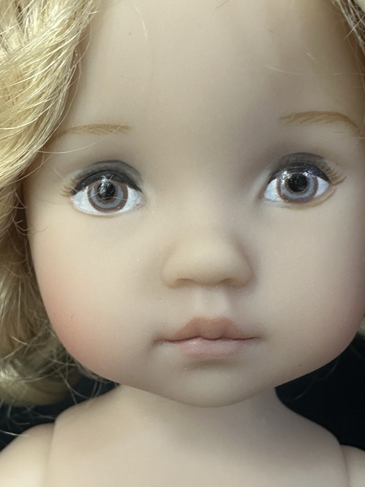 Boneka Dianna Effner Tuesday’s Child Doll “Grietje” 10” Vinyl 09 UFDC Event Doll