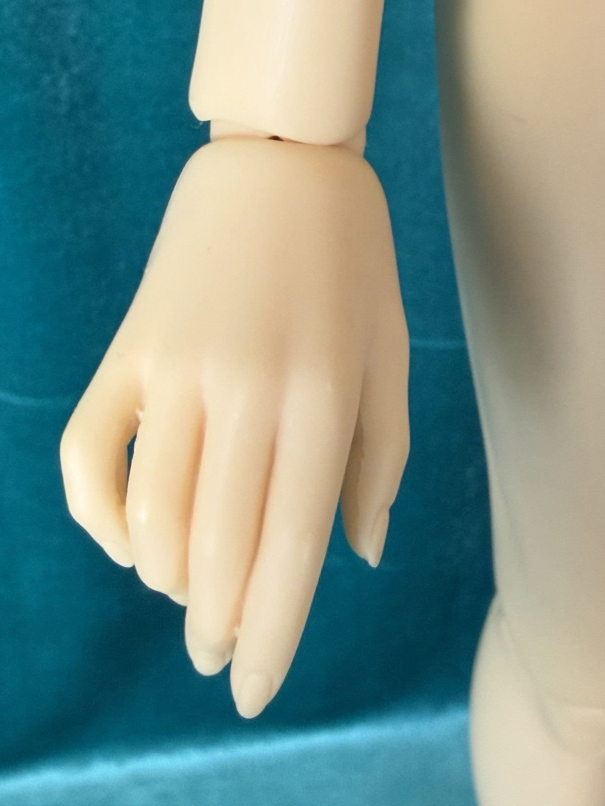 Super Dollfie 16 - Amelia - 1/3 Volks Resin Fashion BJD 24” Doll