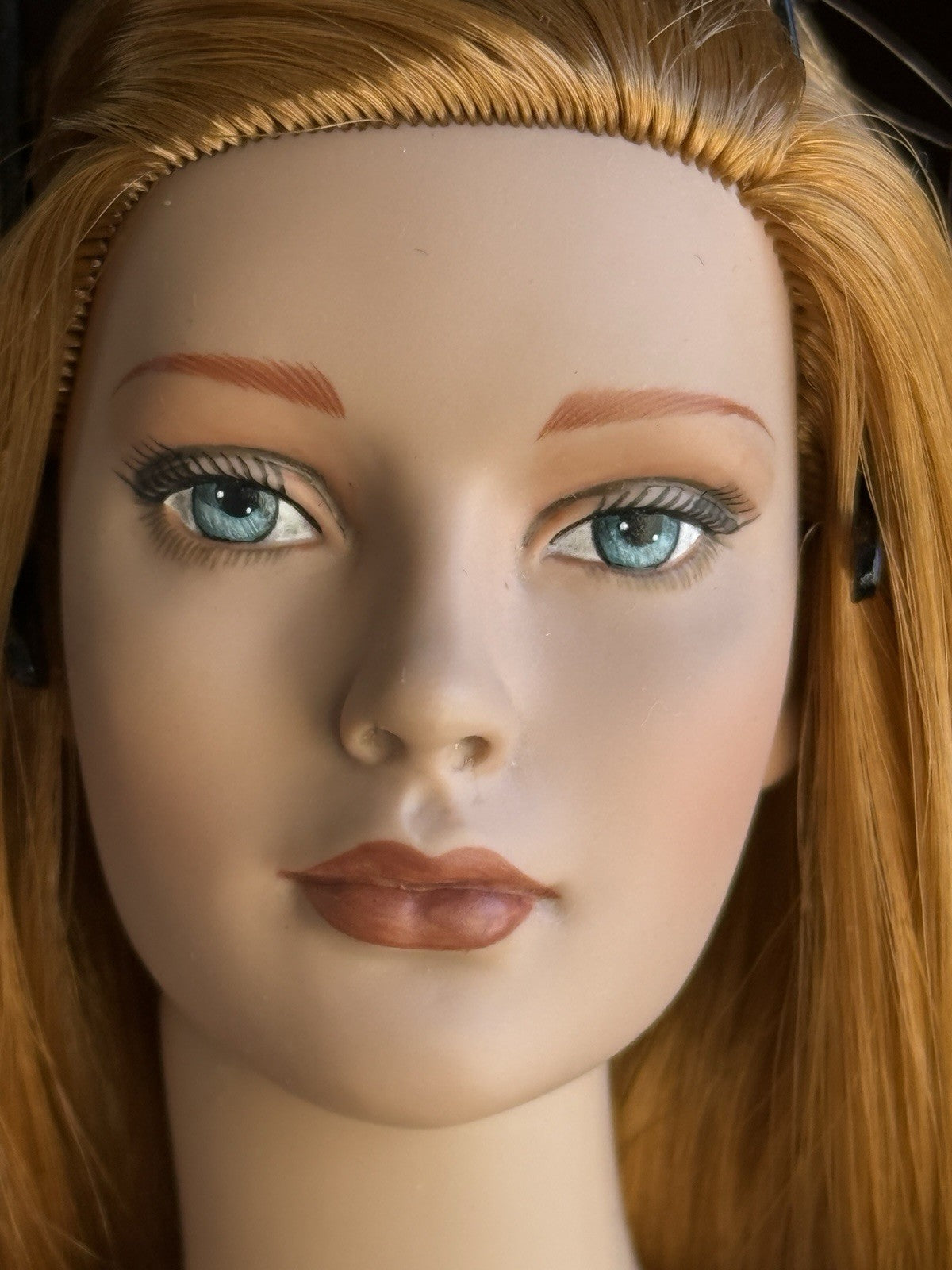 Collectible Tonner Collectors Club Jane Fashion Doll