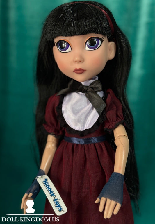 MIB Maudlynne Macabre Fashion Vinyl 15 1/2” Doll By Robert Tonner