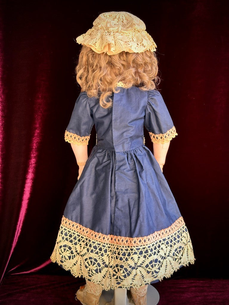 Antique German 26” Kammer Reinhardt 117 Mein Liebling Bisque Head Doll