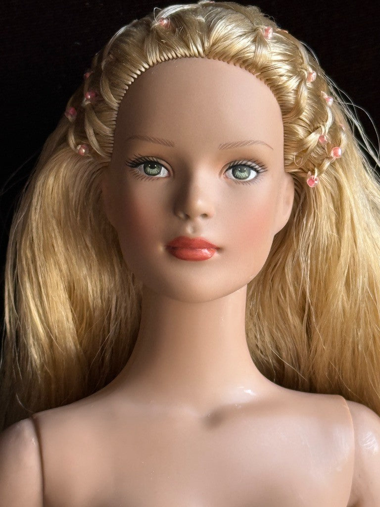 Collectible Tonner 2005 Tyler Wentworth TOSCANO Fashion Doll