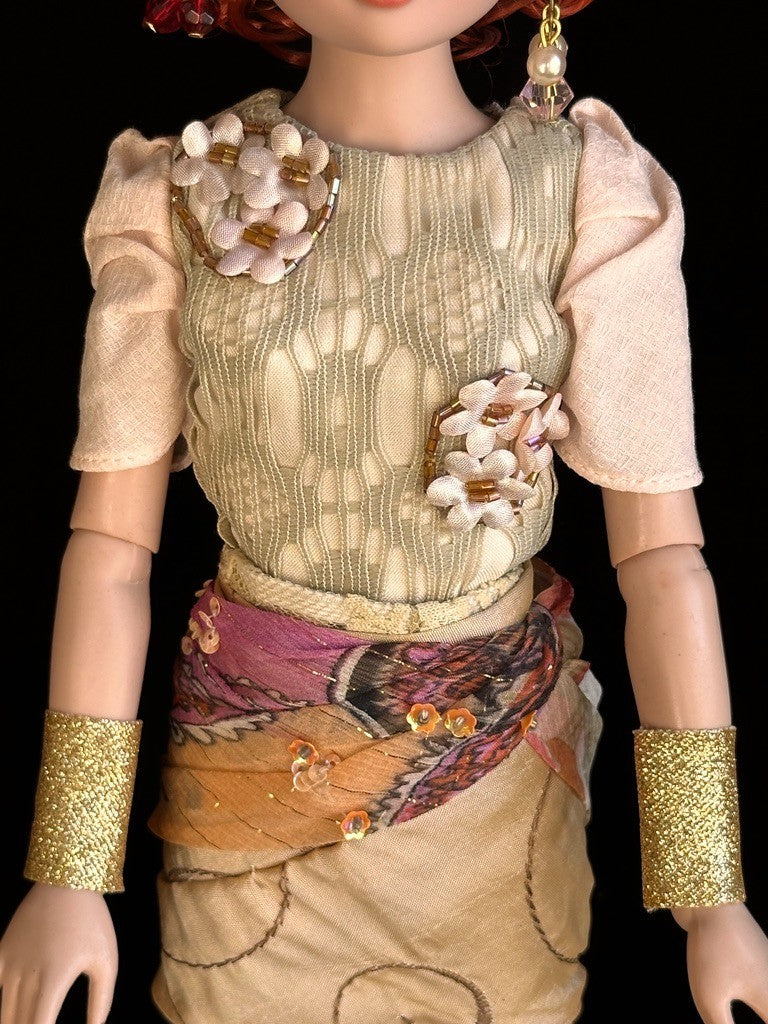 Tonner Ellowyne Wilde "Does This Make Me Look Too Happy?" Wigged Doll