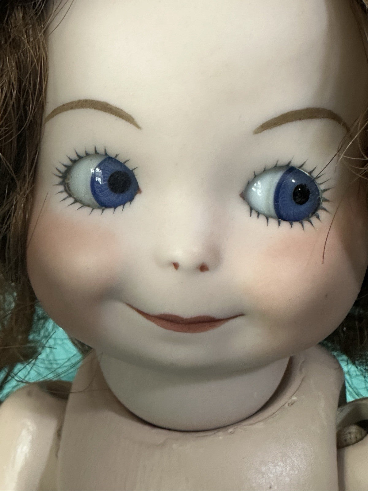 8dc16c5f-3417-4dd9-8b07-3ec4563450e0