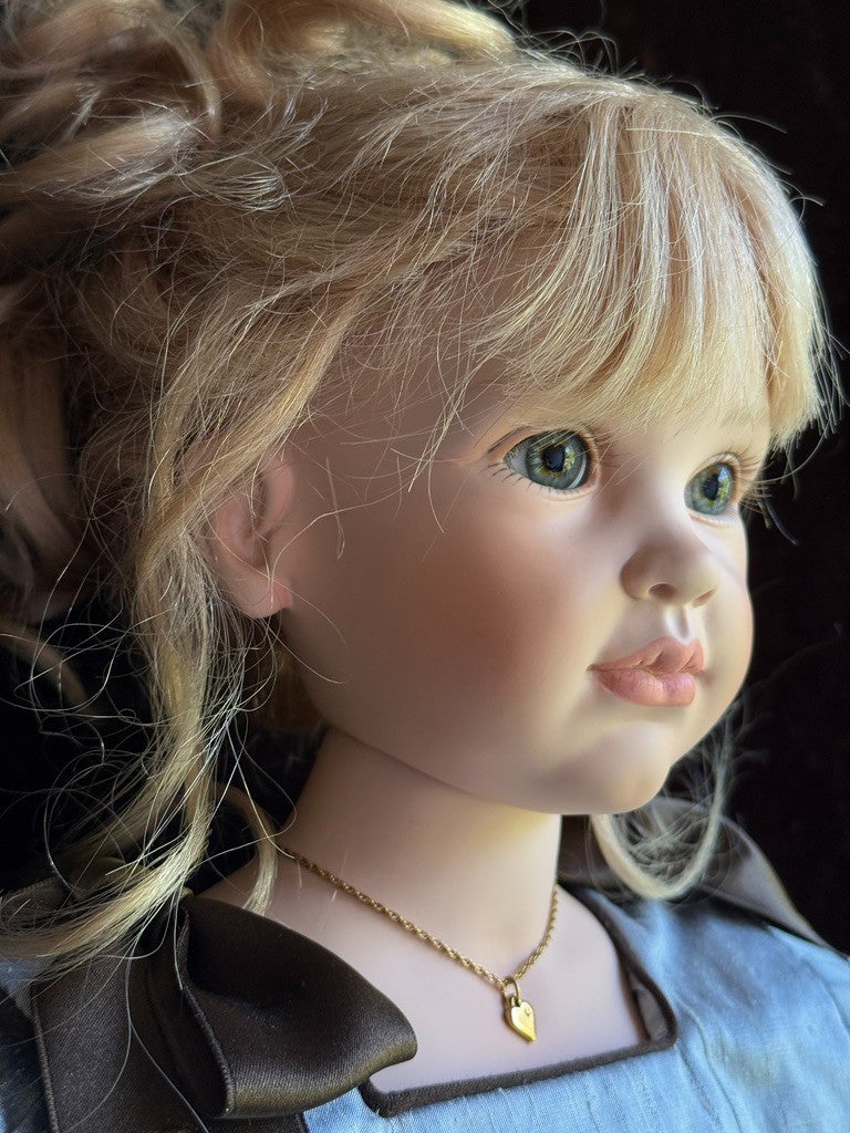 Collectible Vinyl 30” Margot Doll by Hildegard Gunzel WMP LE 750 in Box
