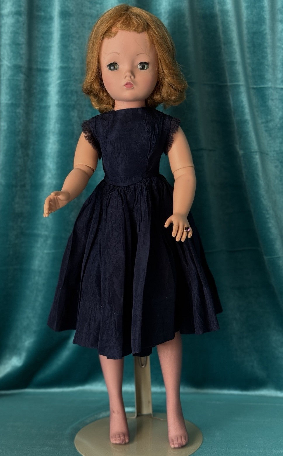 Vintage 1950’s Madame Alexander 20” Cissy Doll Multiple Outfits