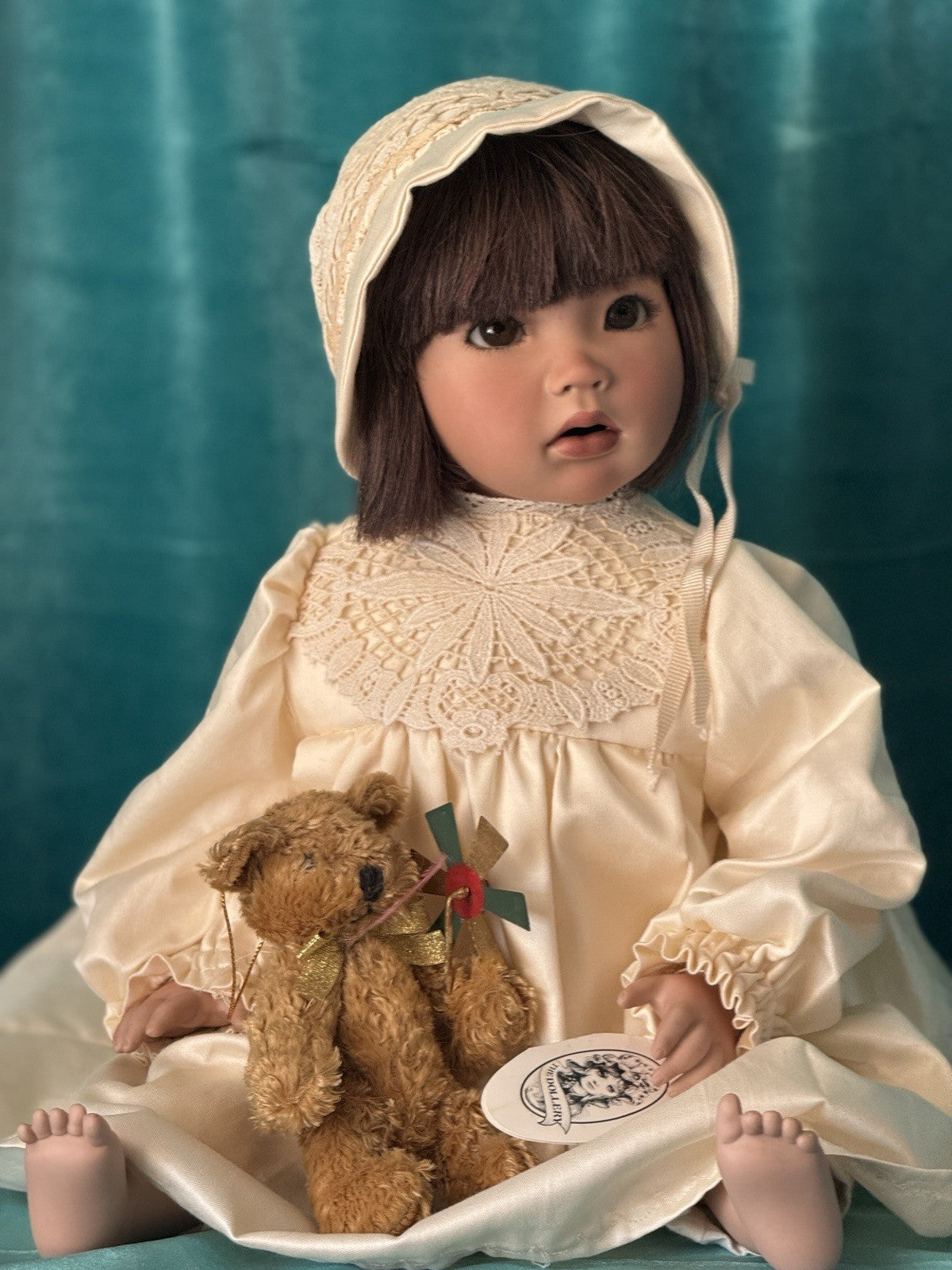 Vintage 1990’s Original Porcelain 20” Doll “Lin” By Grossle-Schmidt LE 300