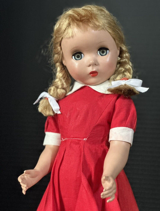 Vintage Madame Alexander 17” Maggie Face “Annabelle” Plastic Doll Tagged Outfit