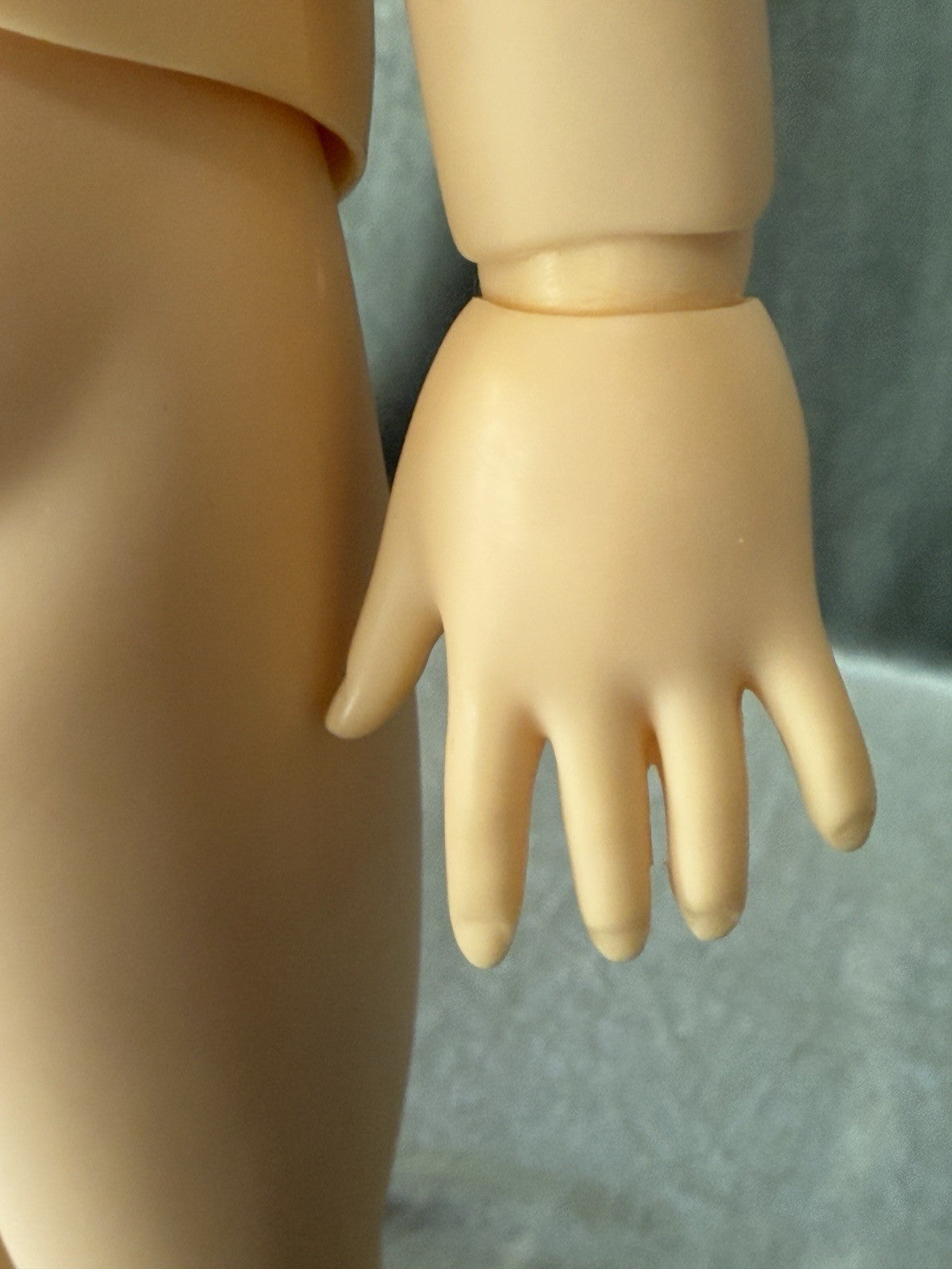 Super Dollfie 10 Volks Resin Fashion BJD 22” Doll