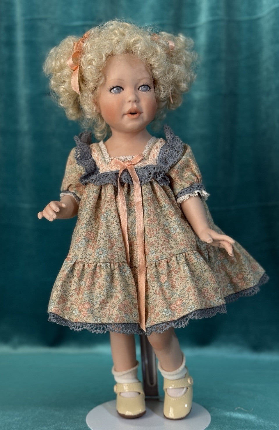 Lot of 5 Artists All Porcelain And Composition Body Dolls