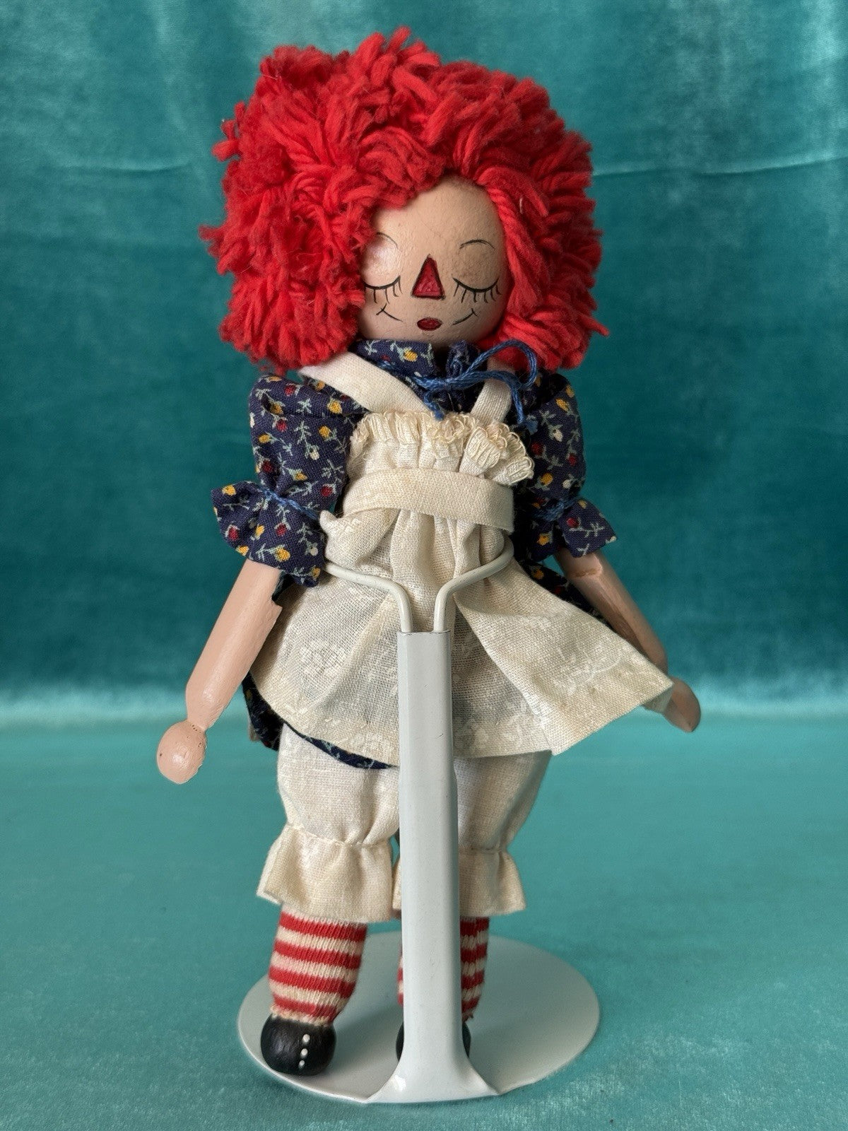 Lot Of 6 Vintage (?) Collectible Raggedy Dolls With Hand painted trunk