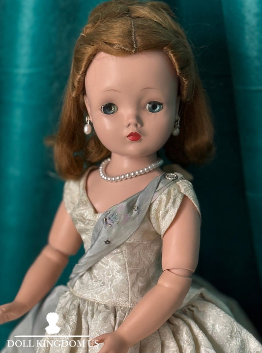 Vintage 1950’s Madame Alexander 20” Cissy Doll Tagged Queen Elizabeth Dress
