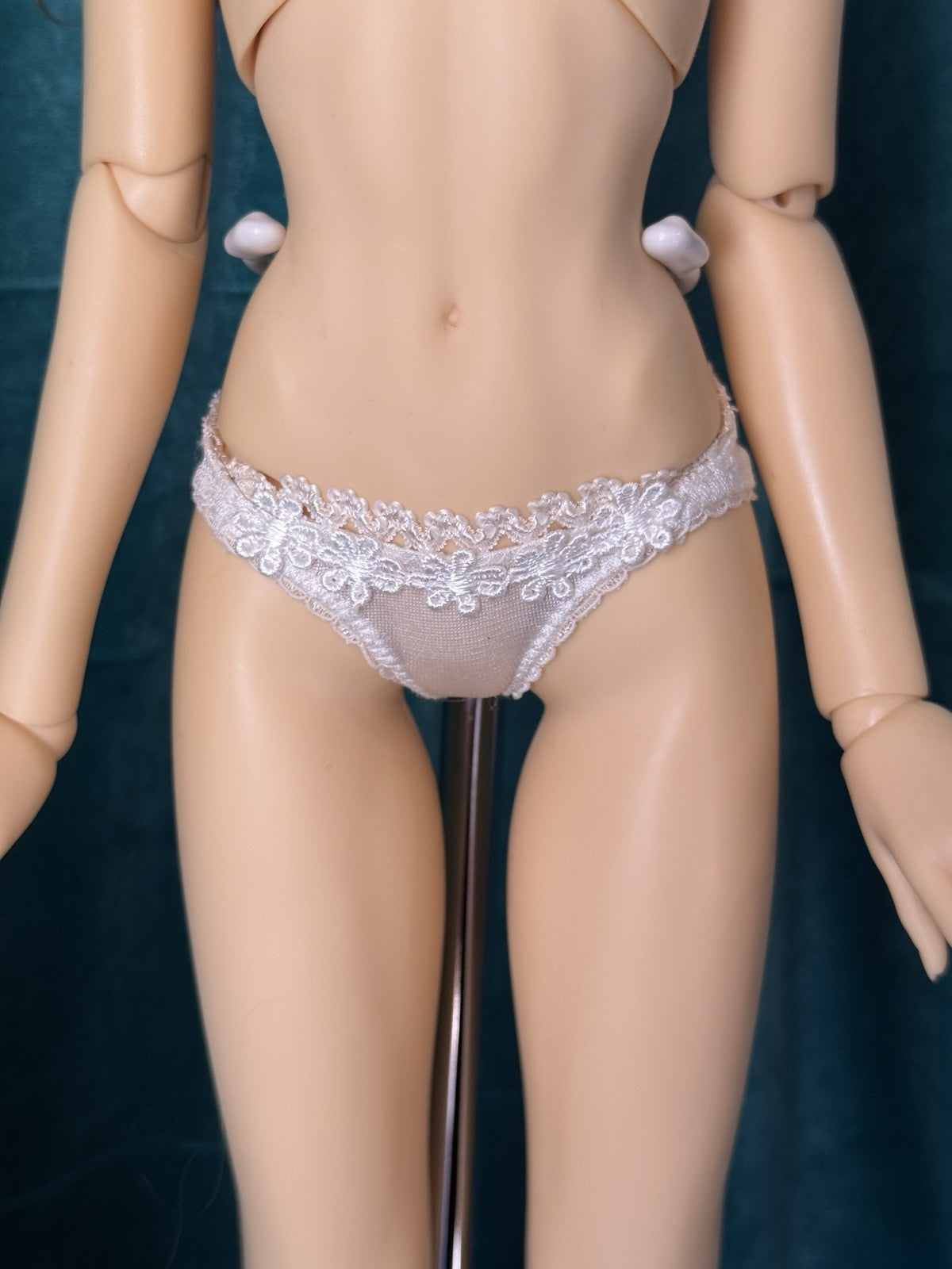 Super Dollfie 16 - Amelia - 1/3 Volks Resin Fashion BJD 24” Doll