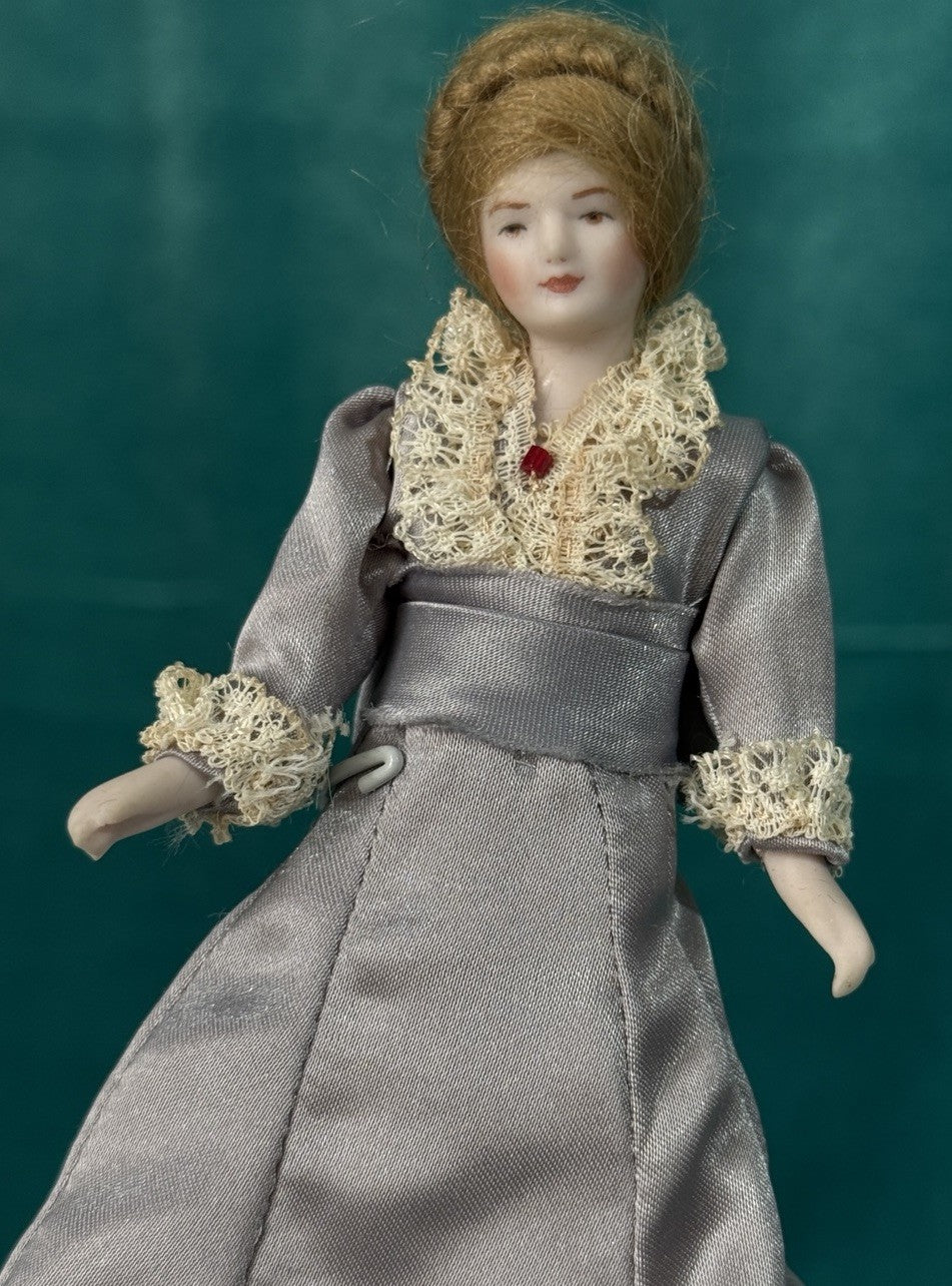 Porcelain/Cloth Reproduction Of Miniature Dollhouse 6” Lady Doll