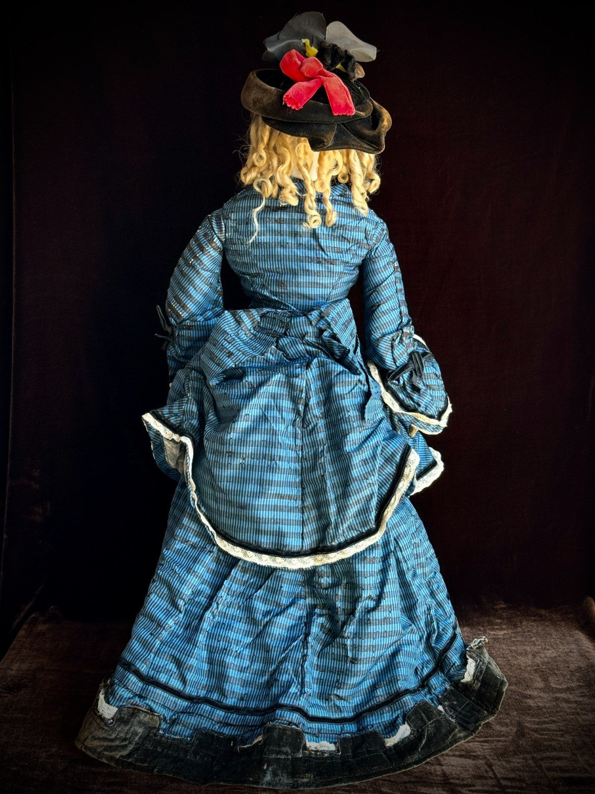 Grand Size Antique French Eugene Barrois (?) Bisque Head Fashion Poupee Doll