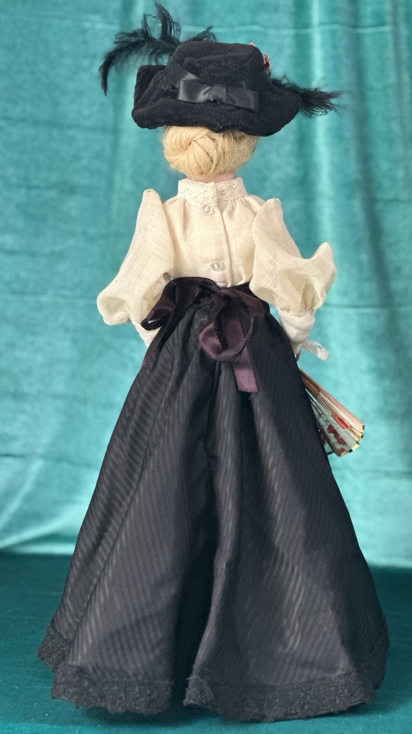 Vintage 1970’s Reproduction of Antique German Kestner Gibson Girl 15” Doll