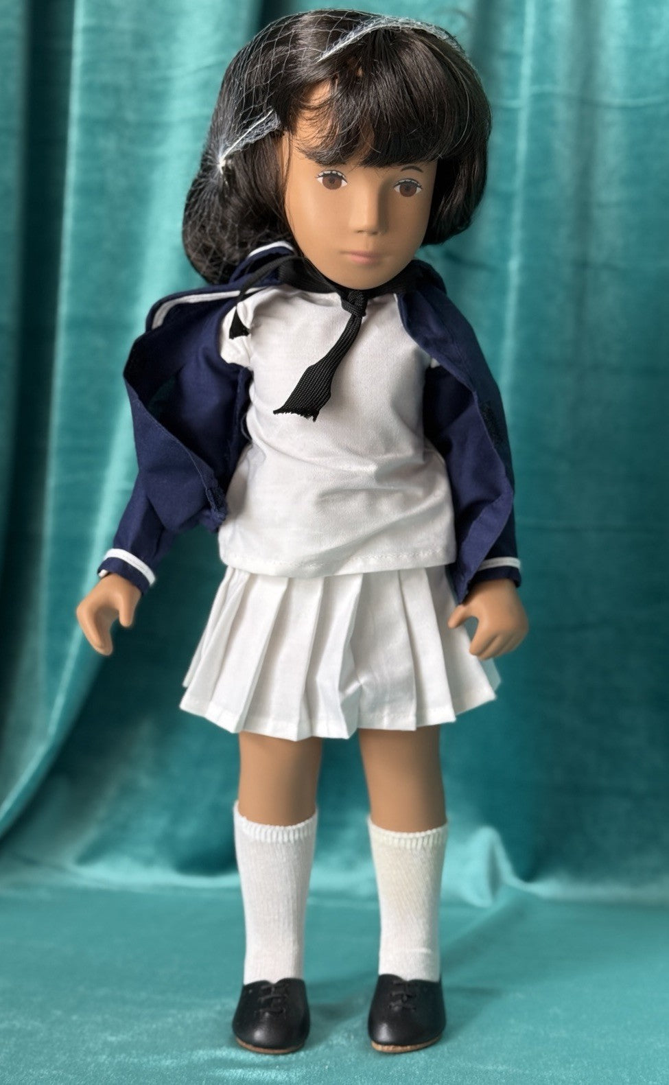 Collectible England Vinyl Sasha Brunette Marina 102S Girl Doll with Box/Tag