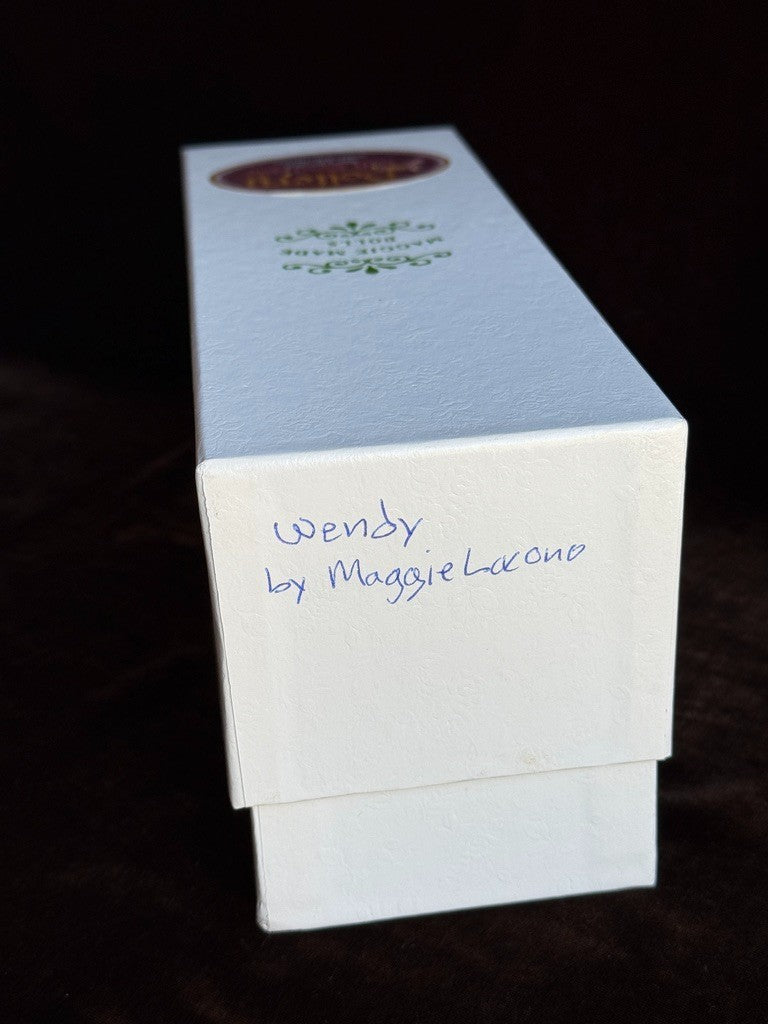 Collectible Maggie lacono Wendy Set with Trunk Accessories New in Box LE 60