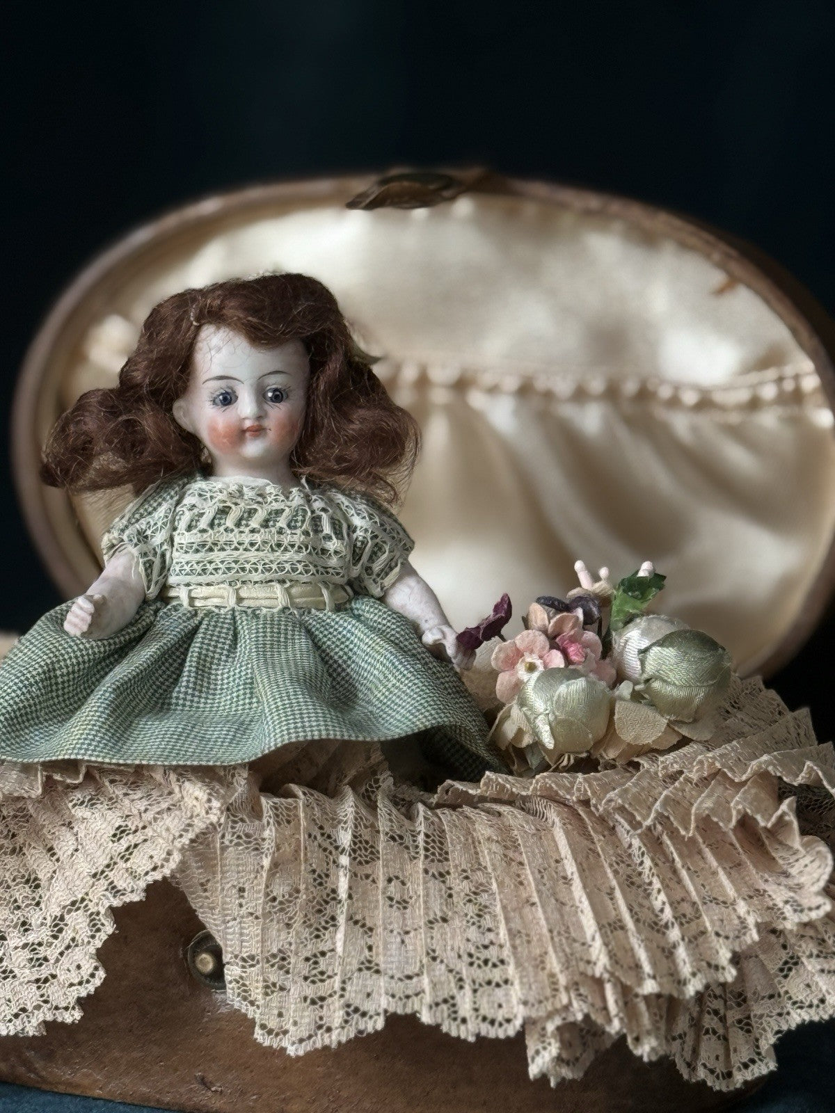 Unidentified Antique German 5” All Bisque Mignonette Dollhouse Doll Mold 5001